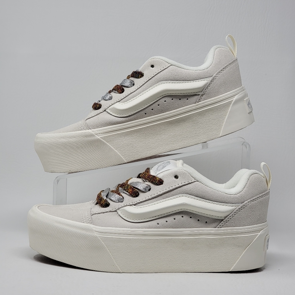 Vans Platform Old Skool Women's Shoes - Cream with Gum Sole - Picture 2 of 9